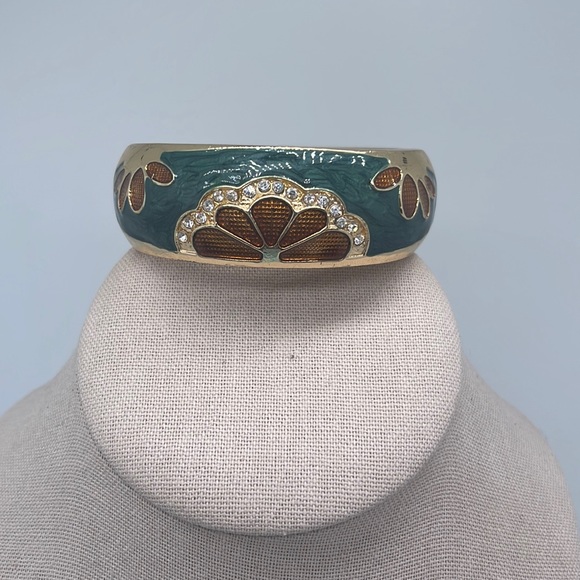 Jewelry - Cloisonné floral style hinged cuff bracelet